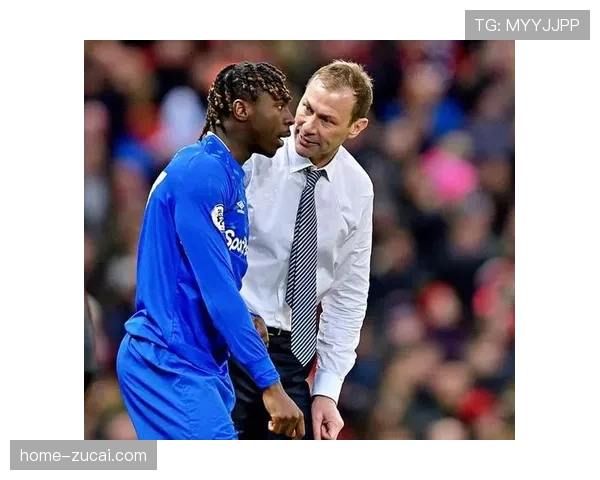 斯卡马卡门前效率提升 意大利前锋逐渐适应战术体系